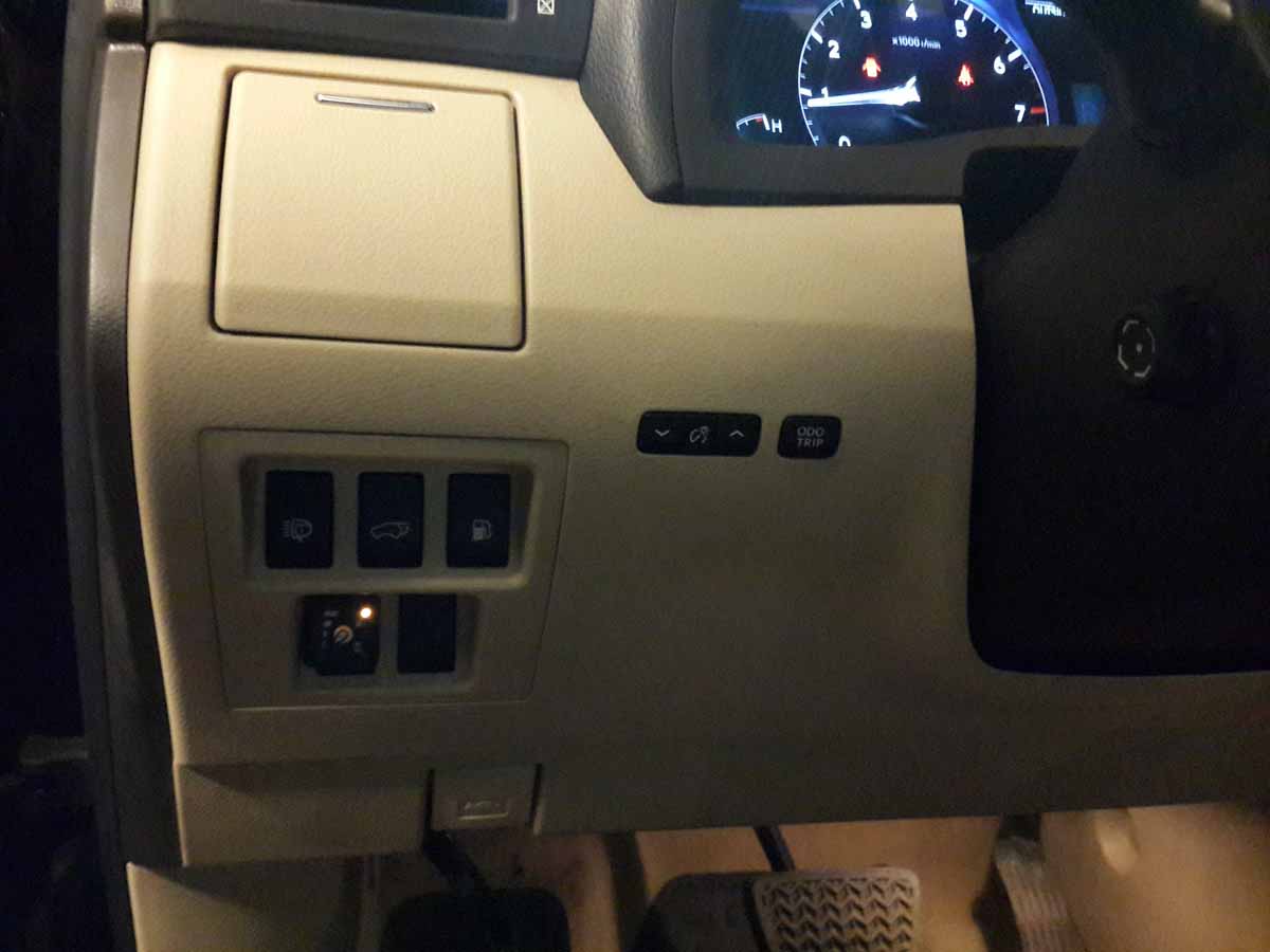 Кнопка переключения Lexus RX 350 газовое оборудование